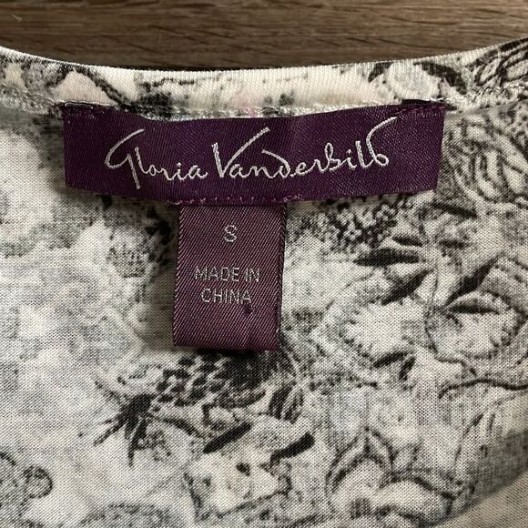 Gloria Vanderbilt Ladies Rhinestone Floral Top, Size Small, Black and White - Picture 6 of 8